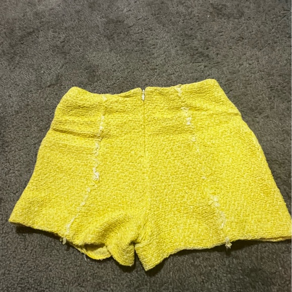Yellow Zara set , Size medium, pre owned - Picture 9 of 11